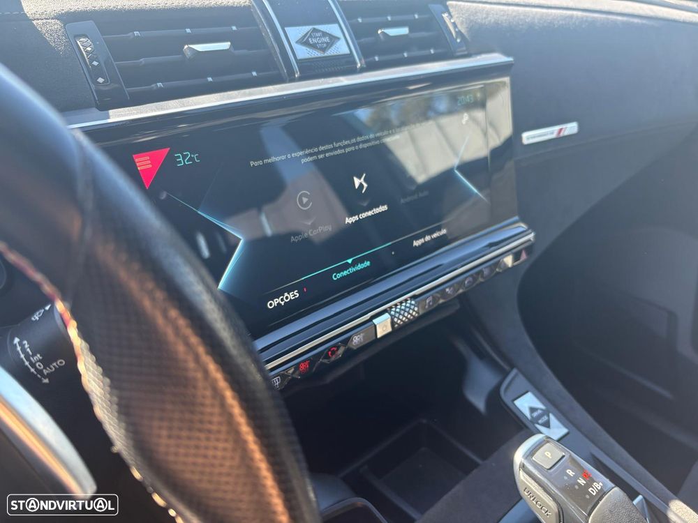 DS DS7 225 Performance Line + - 18