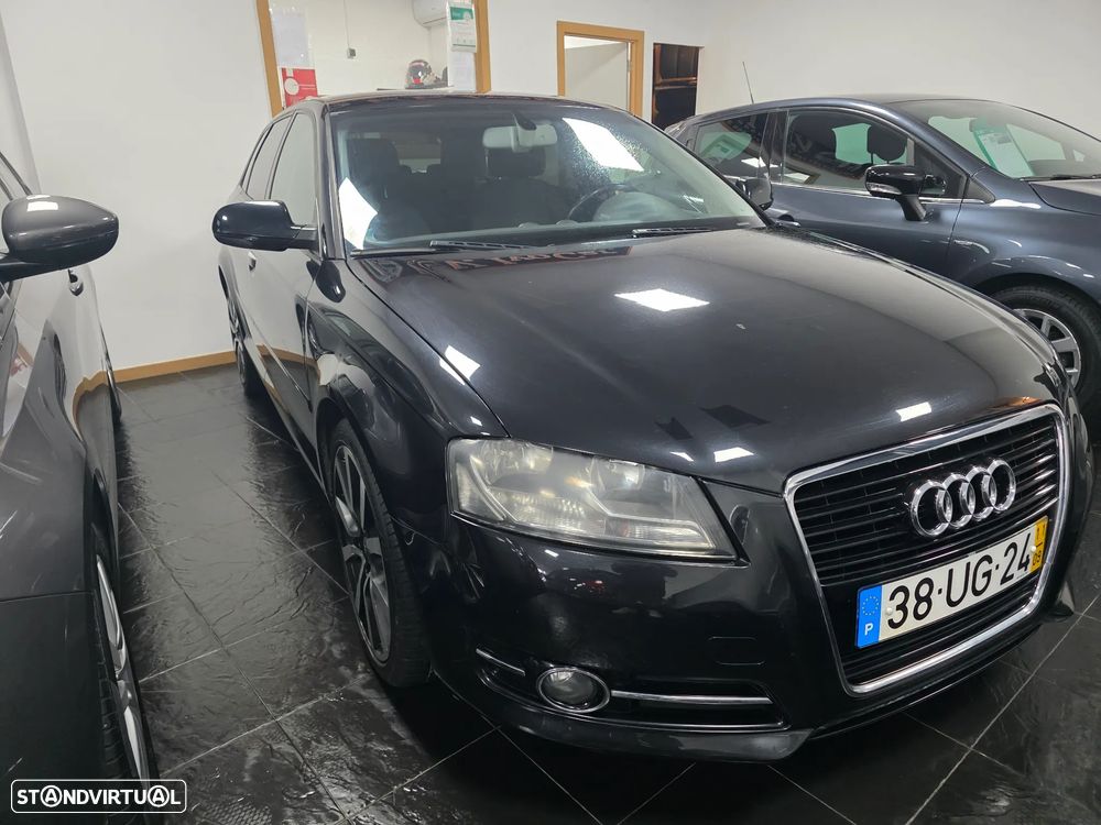 Audi A3 Sportback 1.6 TDI DPF Attraction - 2