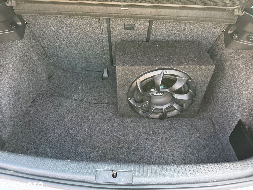 Volkswagen Golf 2.0 GTI adidas - 30