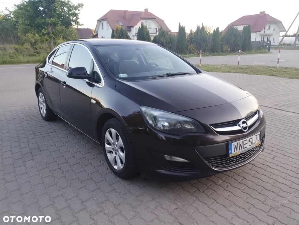Opel Astra - 2