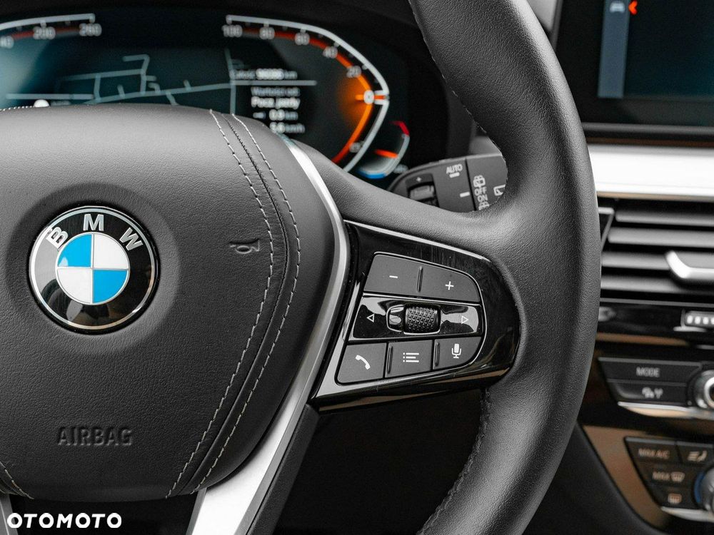 BMW Seria 5 - 18