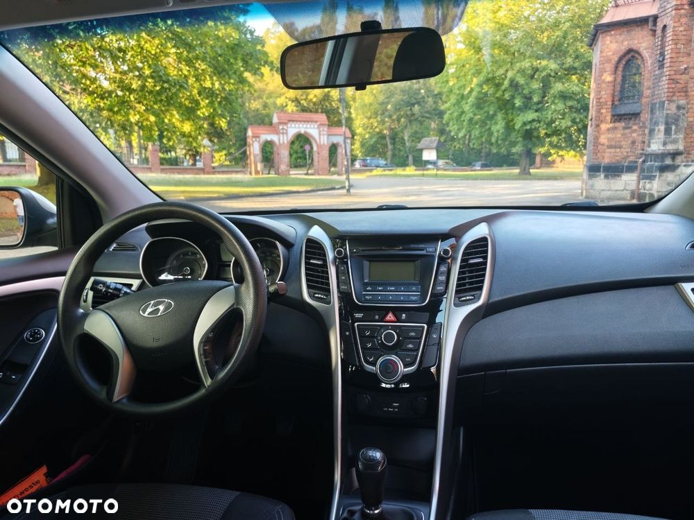 Hyundai i30 1.4 Passion - 29