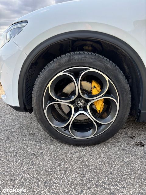 Alfa Romeo Stelvio 2.0 Turbo Executive Q4 - 11