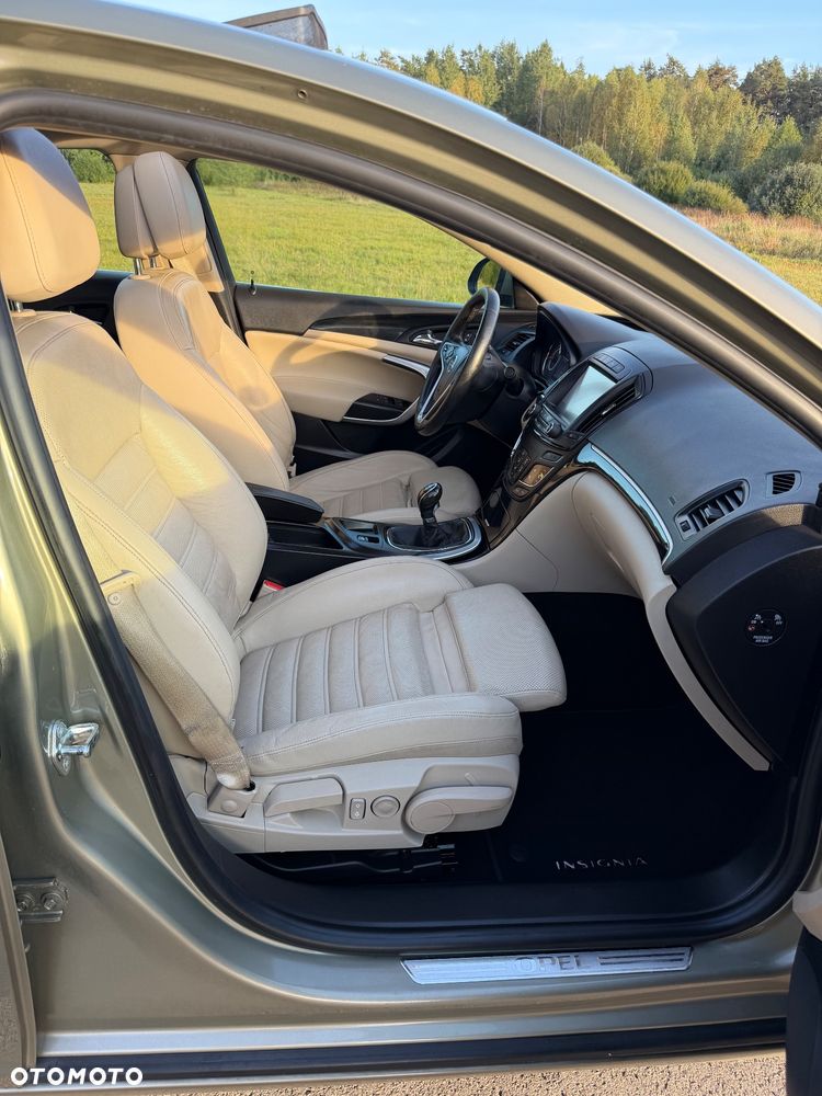 Opel Insignia 2.0 CDTI ecoFLEX Start/Stop Business Innovation - 32