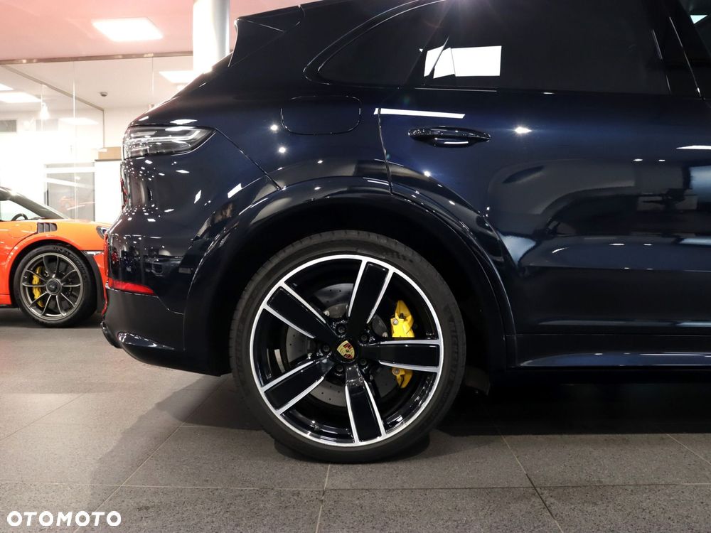 Porsche Cayenne S - 13