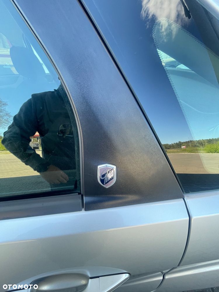 Ford Focus 1.6 Ghia - 25