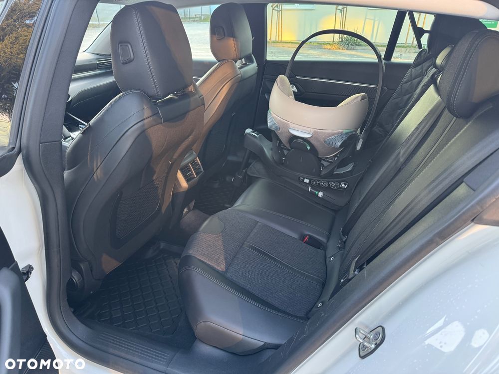 Peugeot 508 1.6 PureTech HYbrid PHEV Allure Pack S&S EAT8 - 18