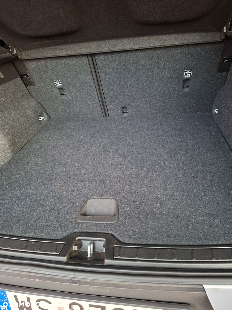 Volvo XC 40 T3 - 13