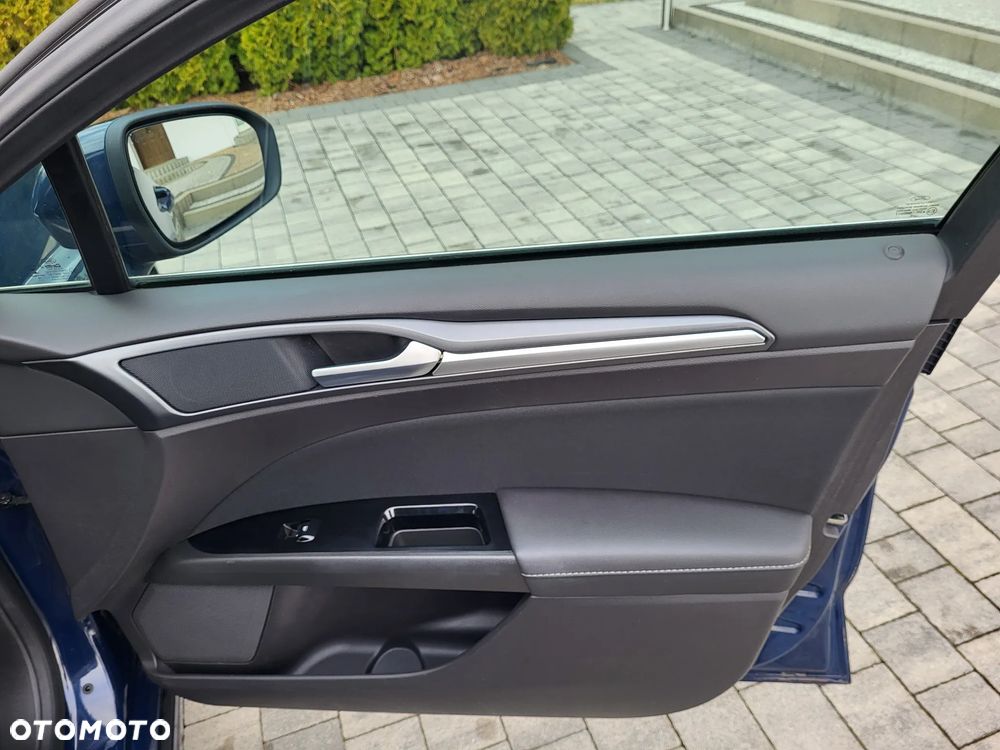 Ford Mondeo 2.0 TDCi STart-Stopp PowerShift-Aut Titanium - 18