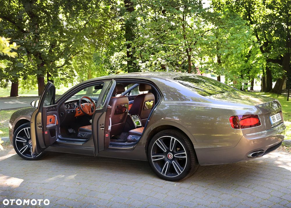 Bentley Flying Spur V8 S - 5