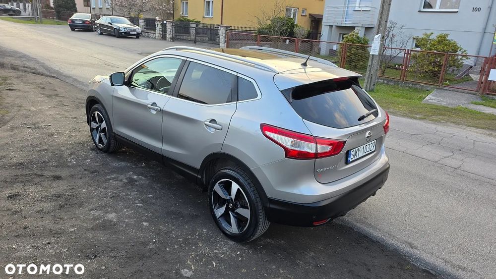 Nissan Qashqai 1.2 DIG-T Xtronic 360 - 6