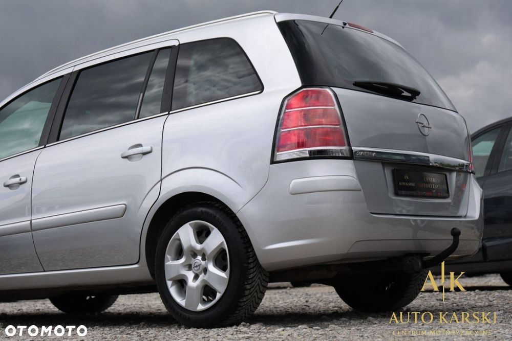 Opel Zafira - 15