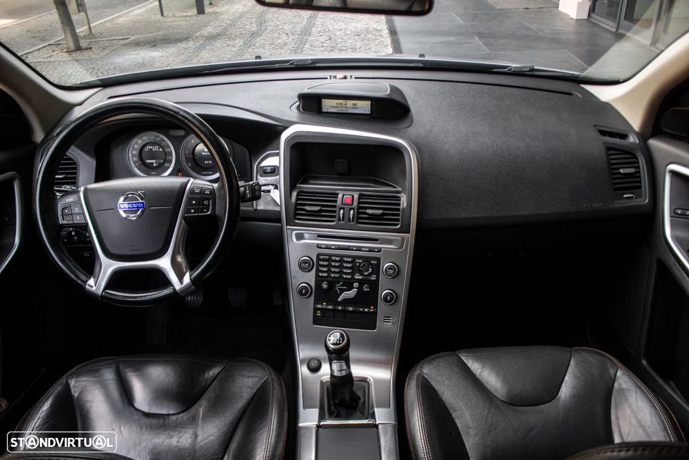 Volvo XC 60 2.0 D3 Drive - 36