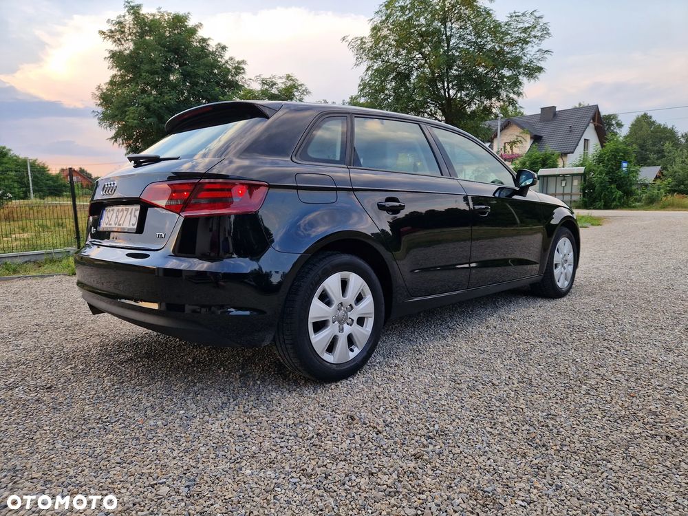 Audi A3 Sportback - 8