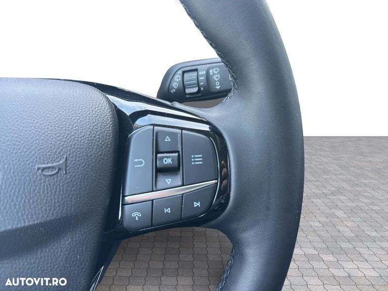 FORD Kuga 2025 — imagine 19
