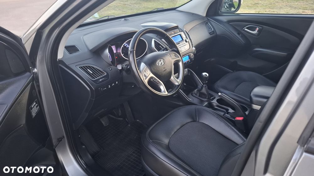 Hyundai ix35 2.0 CRDi 4WD 5 Star Edition - 28