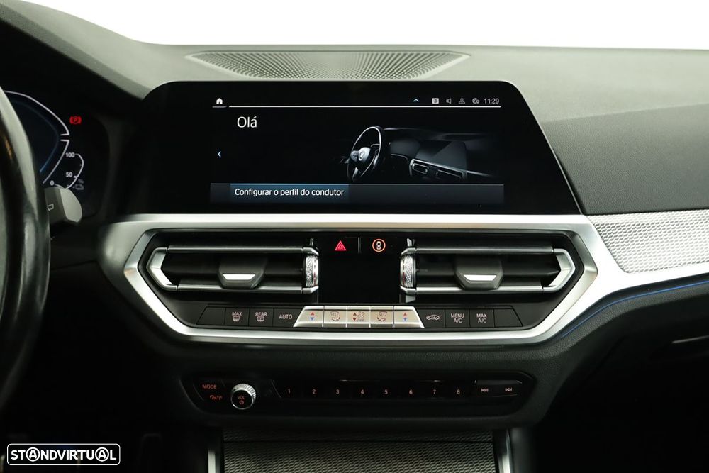 BMW 320 e Touring Pack M Auto - 10