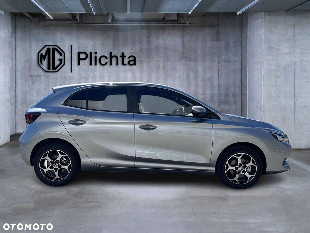 MG MG3 - 8