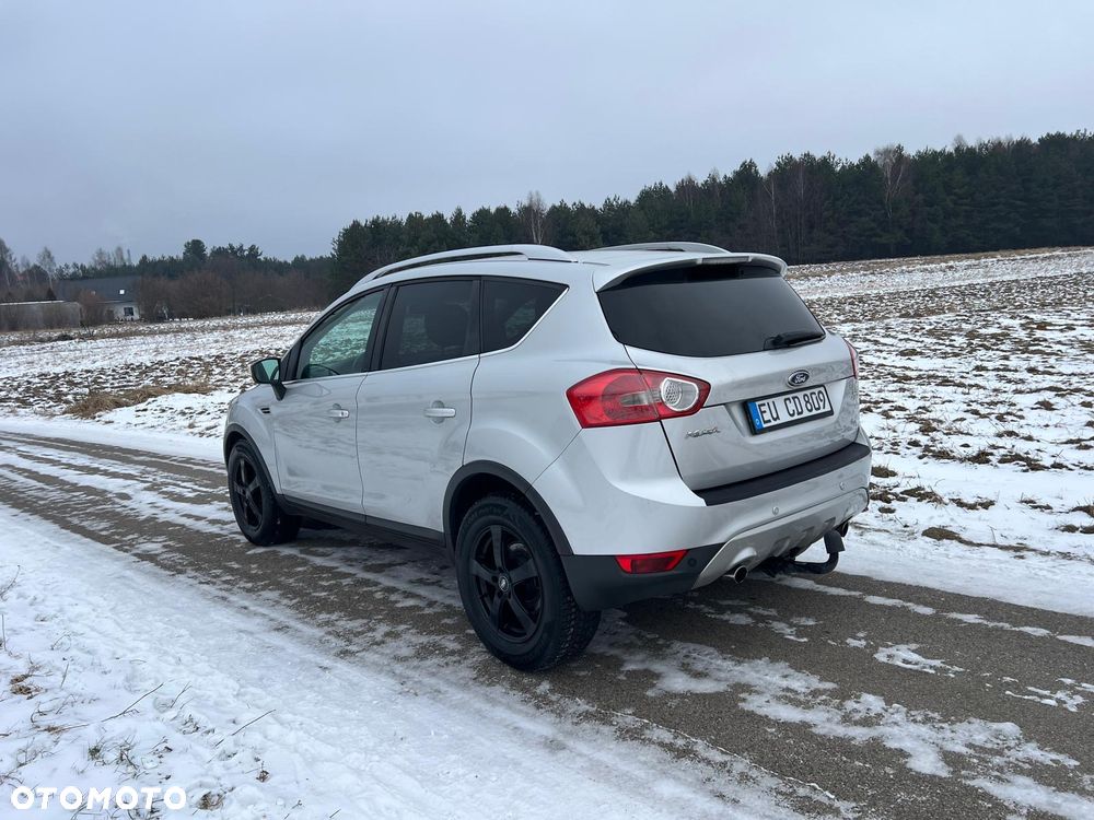 Ford Kuga - 10