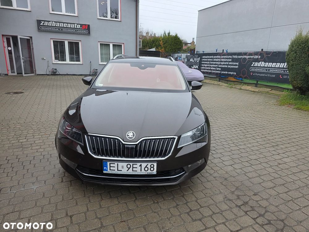 Skoda Superb 2.0 TDI L&K - 2