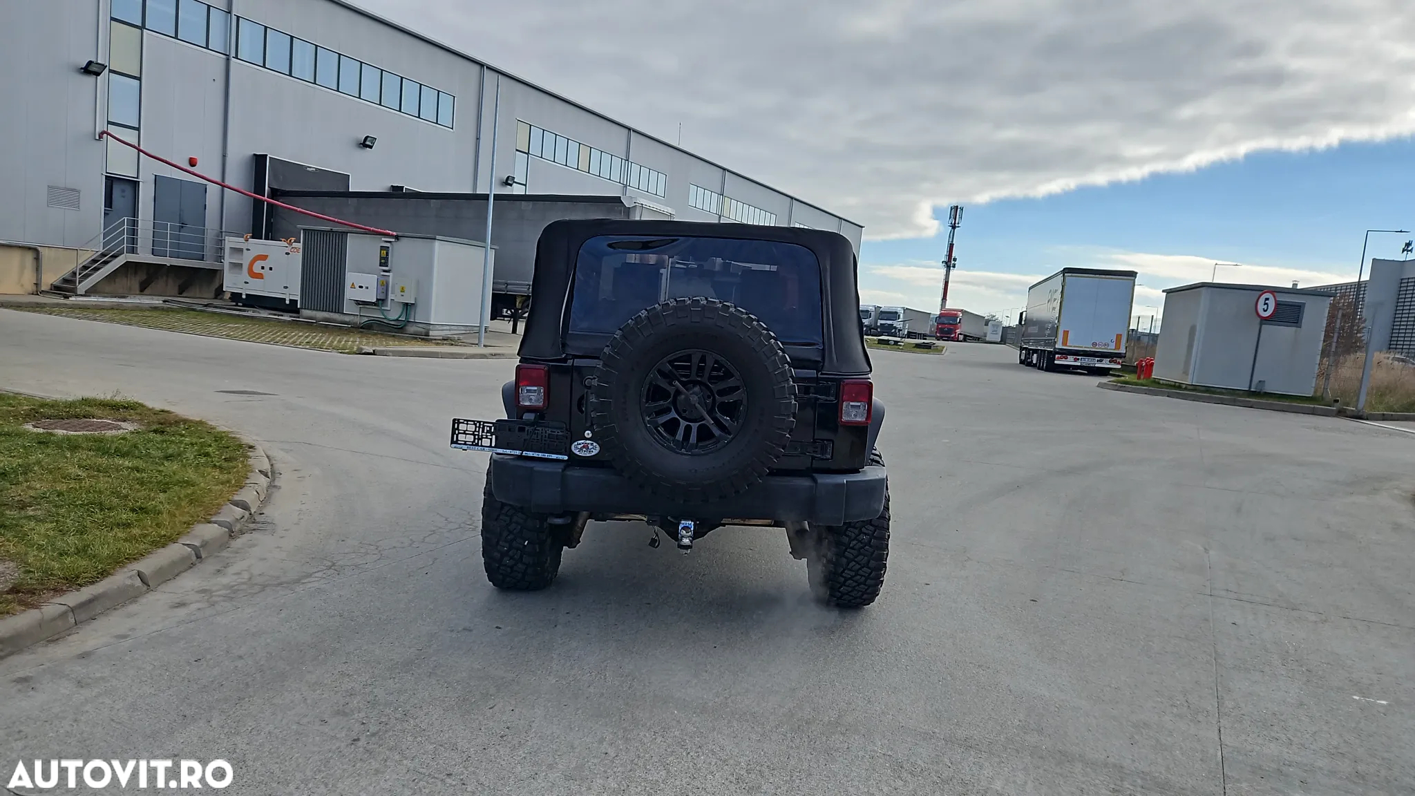 Jeep Wrangler - 4
