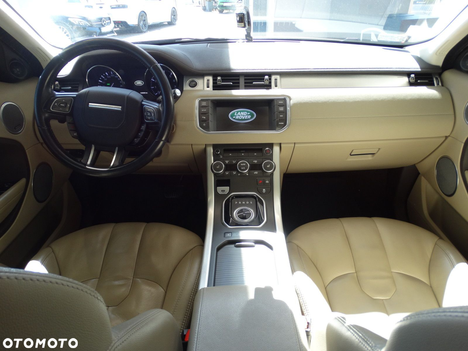 Land Rover Range Rover Evoque - 17