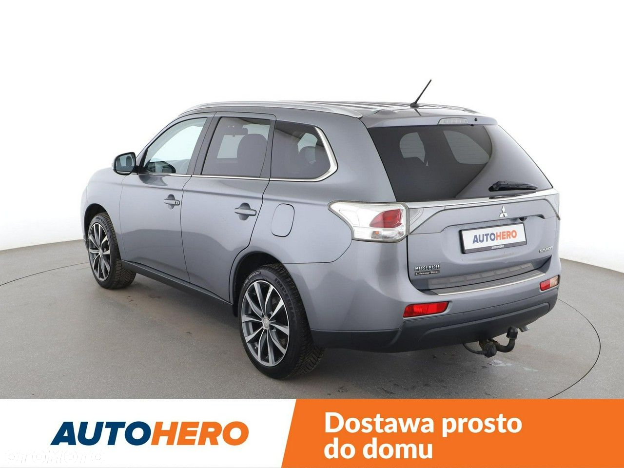 Mitsubishi Outlander - 4