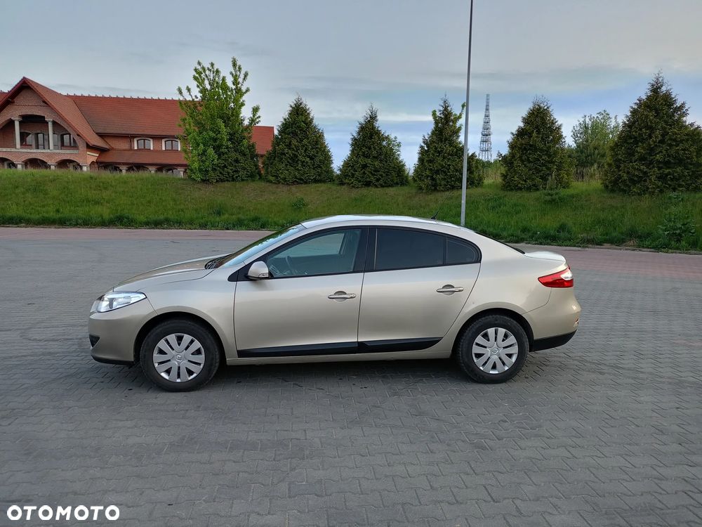 Renault Fluence 1.6 16V Privilege - 4