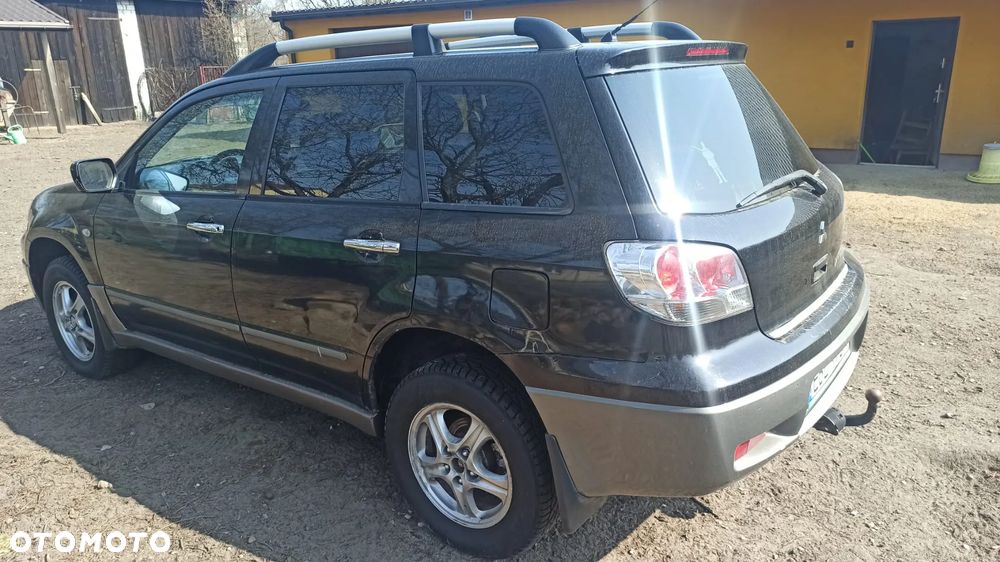 Mitsubishi Outlander 2.0 Comfort 4WD - 3