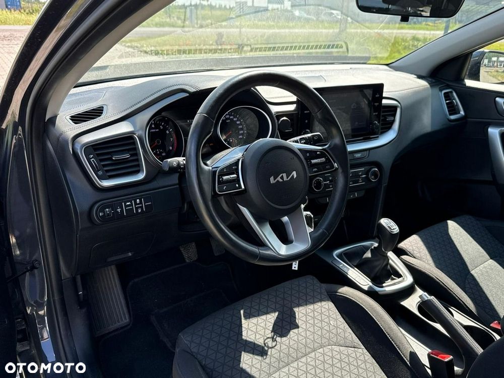 Kia Ceed 1.5 T-GDI Business Line - 10