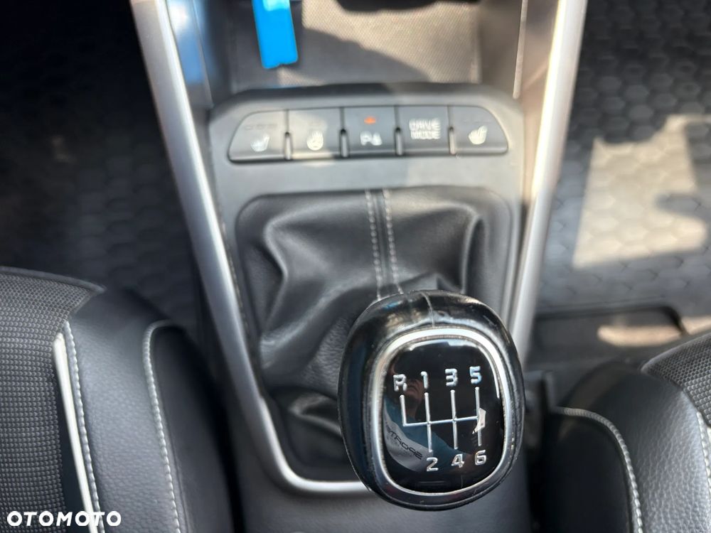 Kia Stonic 1.0 T-GDI MHEV GT Line - 14
