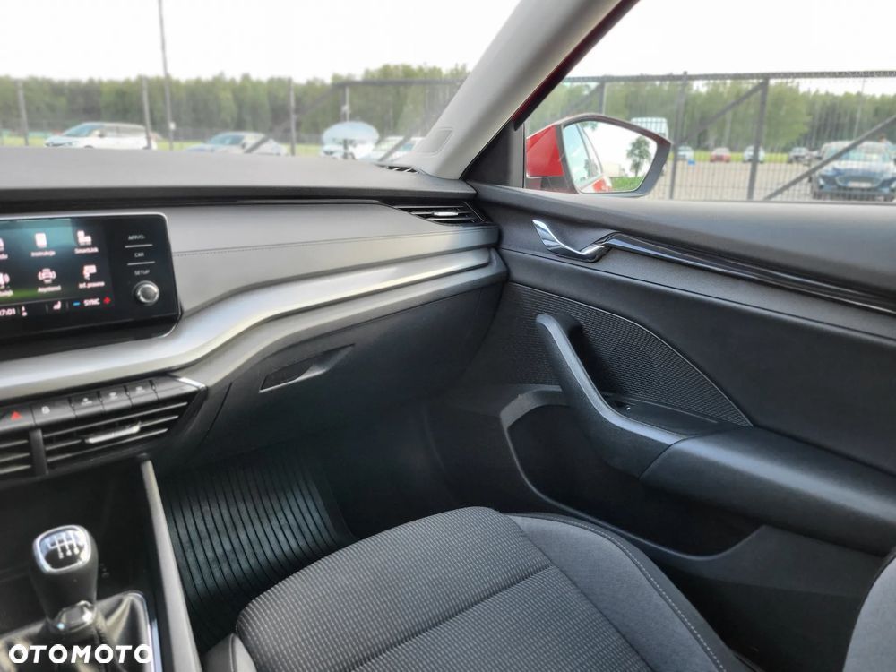 Skoda Octavia 2.0 TDI Ambition - 11