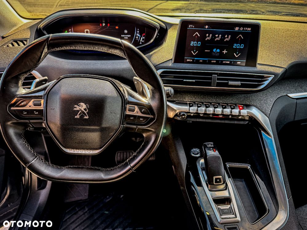 Peugeot 5008 PureTech 130 EAT6 Allure - 34