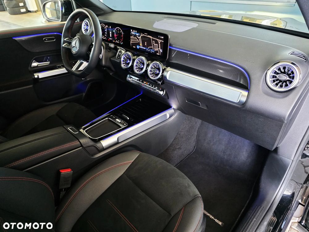 Mercedes-Benz GLB 220 d 4-Matic AMG Line 8G-DCT - 24