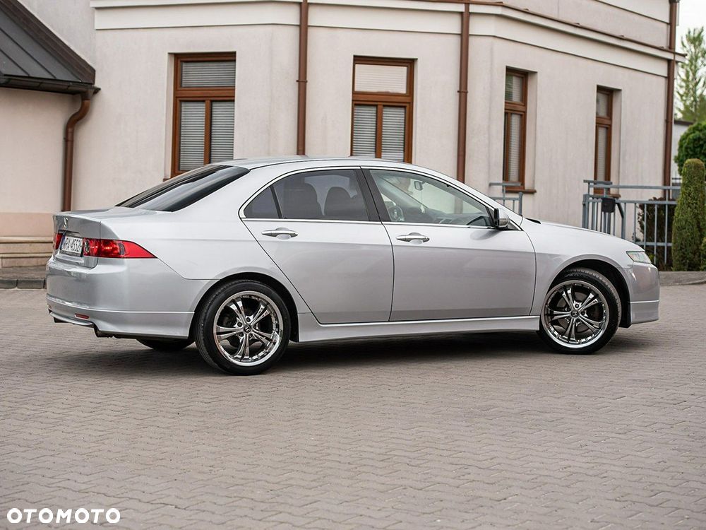 Honda Accord 2.4 i Executive - 17