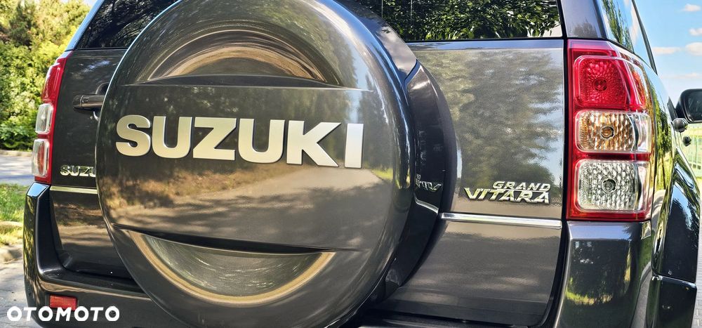 Suzuki Grand Vitara 1.9 DDiS Premium EU5 - 12
