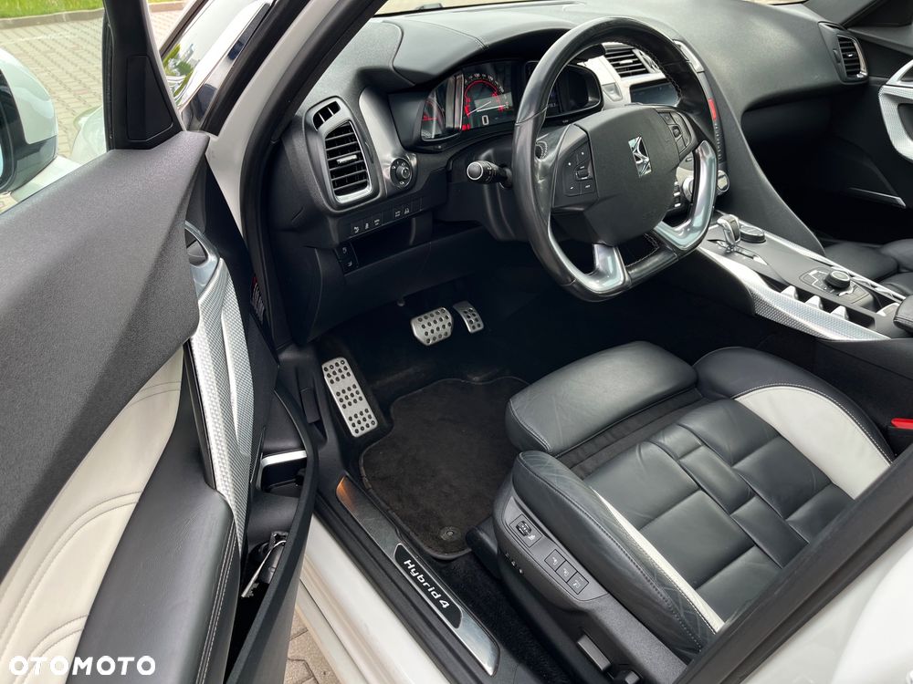 Citroën DS5 Hybrid4 EGS6 SportChic - 6