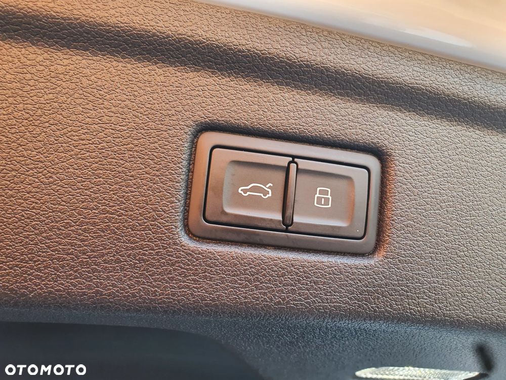 Audi A5 Sportback 40 TFSI quattro S tronic - 27