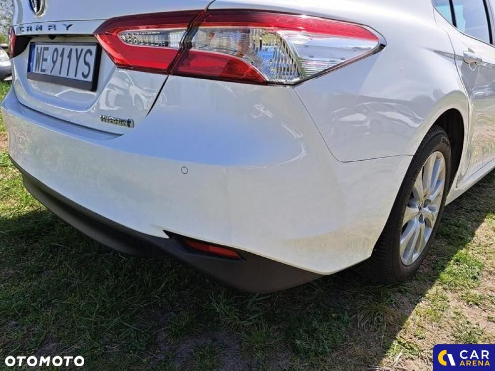Toyota Camry - 31
