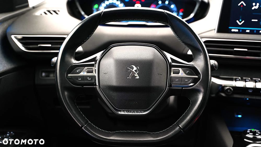 Peugeot 5008 - 32