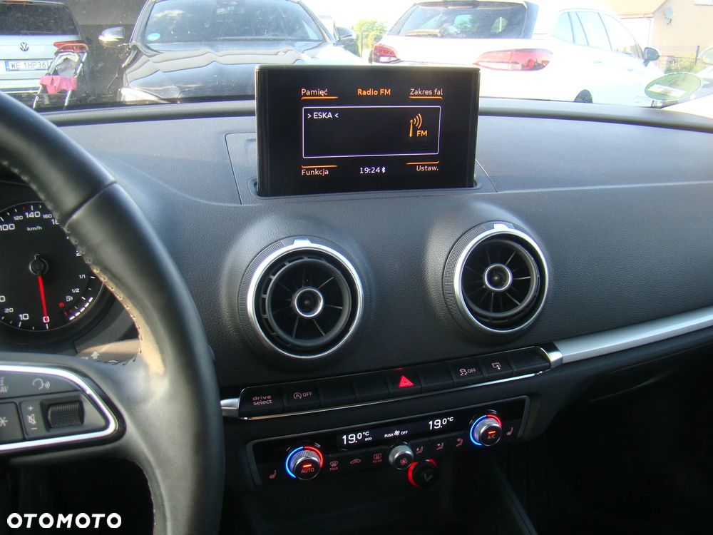 Audi A3 Sportback 1.8 TFSI Attraction - 27