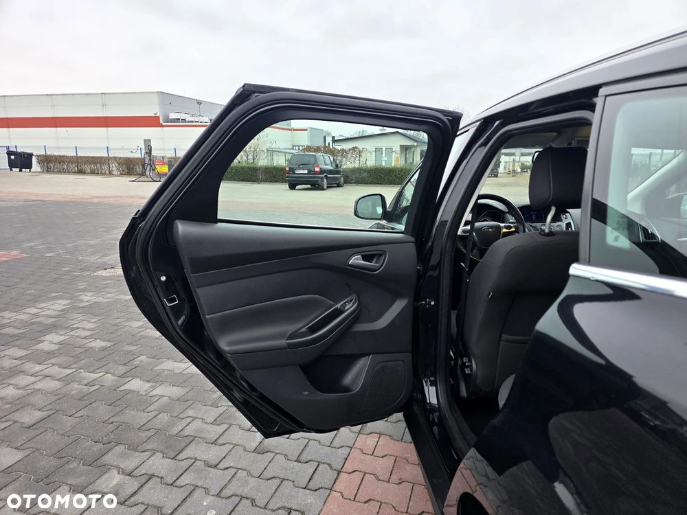 Ford Focus 1.6 TDCi ECOnetic 99g Start-Stopp-System SYNC Edition - 9