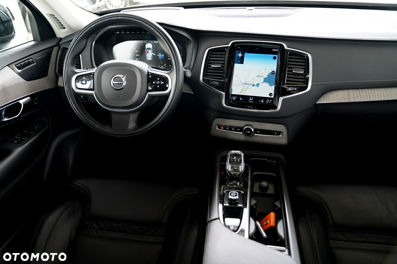 Volvo XC 90 - 37