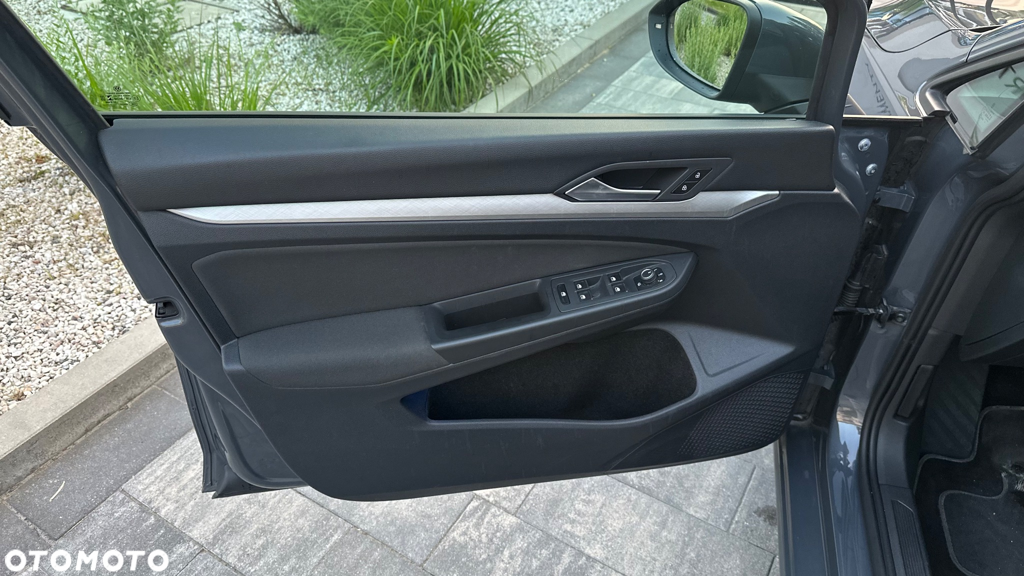 Volkswagen Golf VIII 1.5 TSI EVO Life - 13