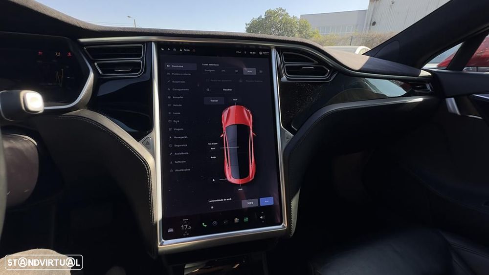 Tesla Model S 85D - 26