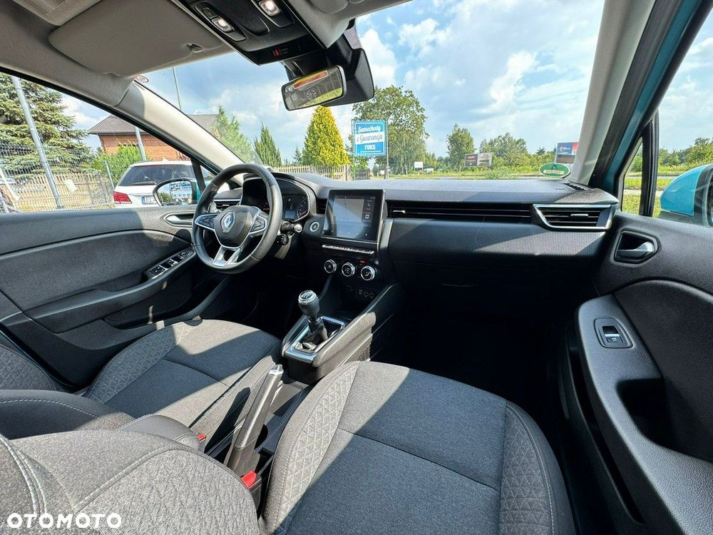 Renault Clio - 28