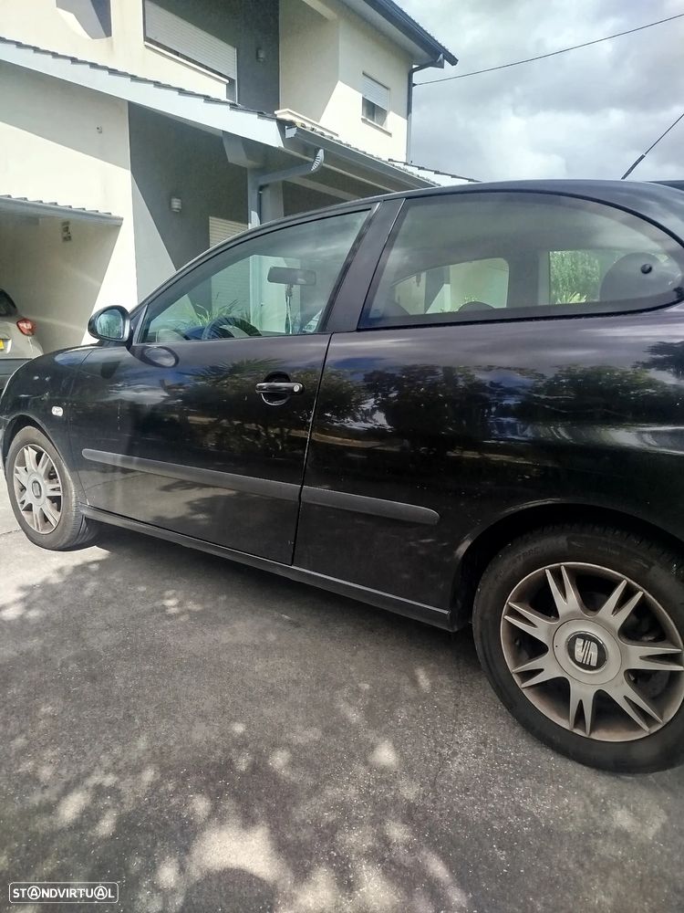 SEAT Ibiza 1.4 16V Signo - 4