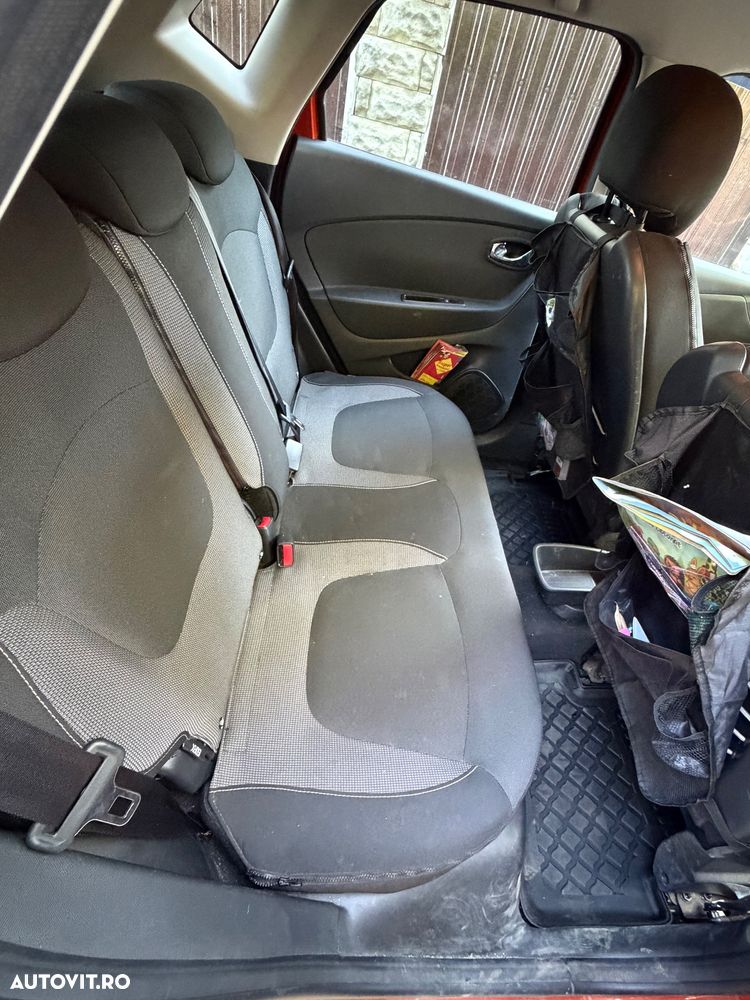 Renault Captur - 4