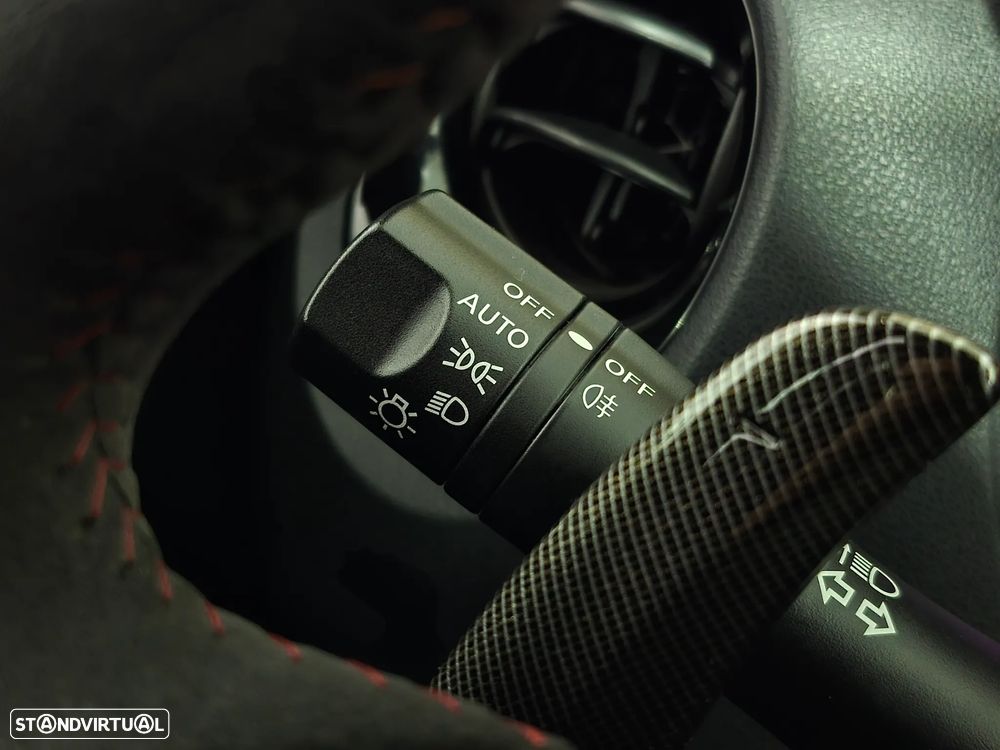 Nissan Juke 1.6 DIG-T Nismo RS Xtronic - 20