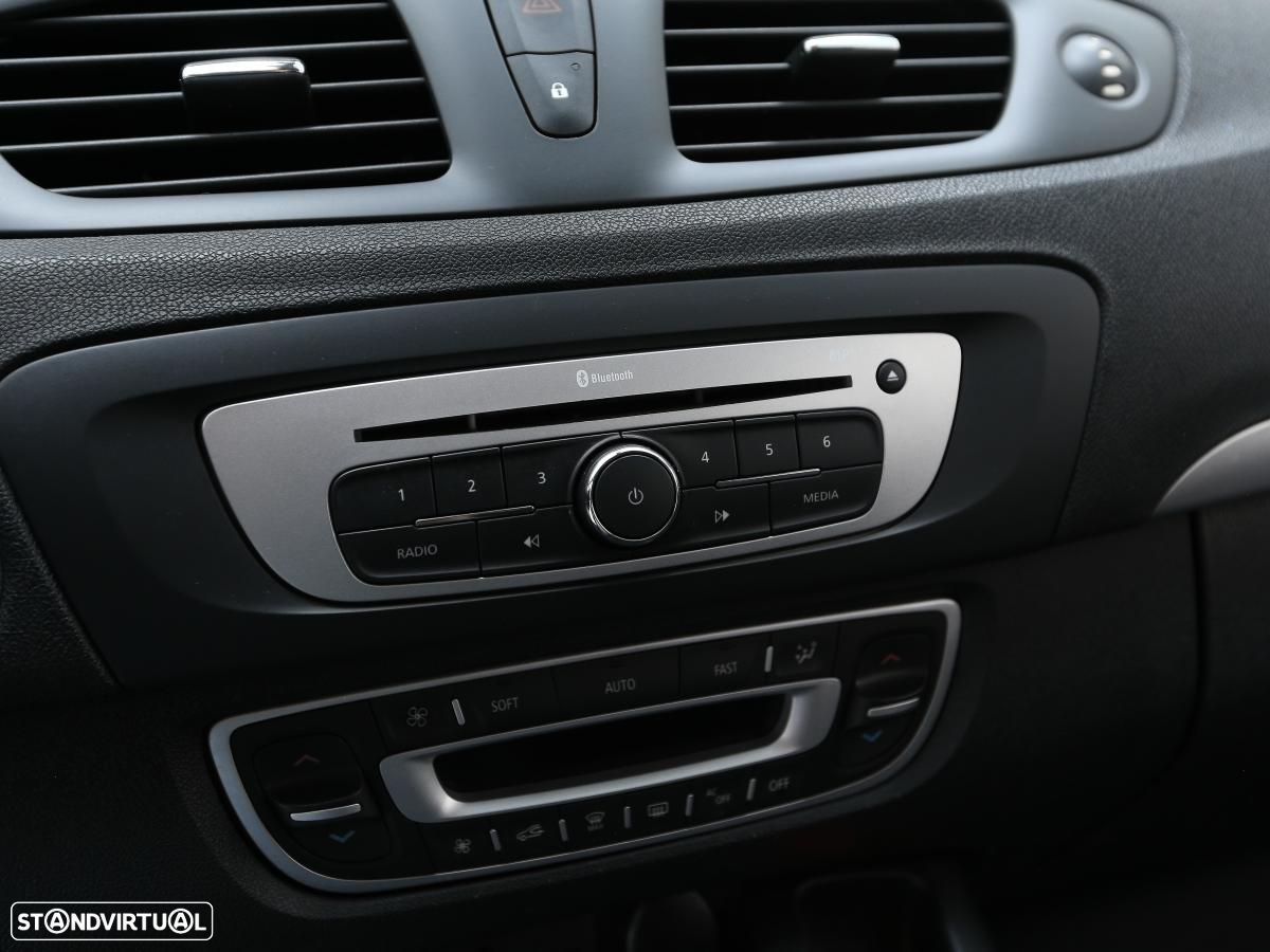 Renault Mégane Scénic - 19
